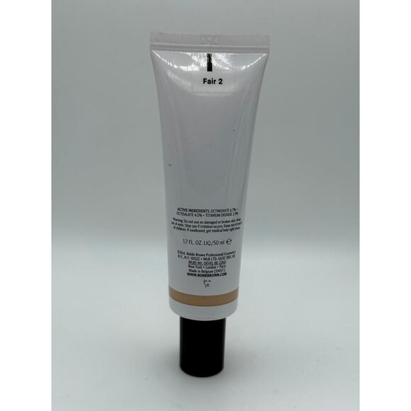 Bobbi Brown Vitamin Enriched Skin Tint Broad Spectrum SPF 15 Fair 2 50ml - Picture 4 of 7